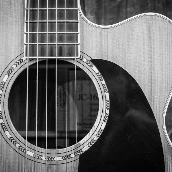 Acoustic & Electro Acoustic Guitars