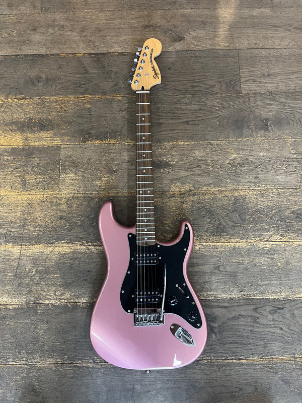 USED Squier by Fender Affinity Stratocaster HH in Metallic Burgundy