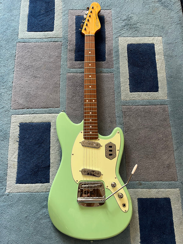 Vintage VRCT22VG REVO Series 'Colt SS Twin' in Ventura Green