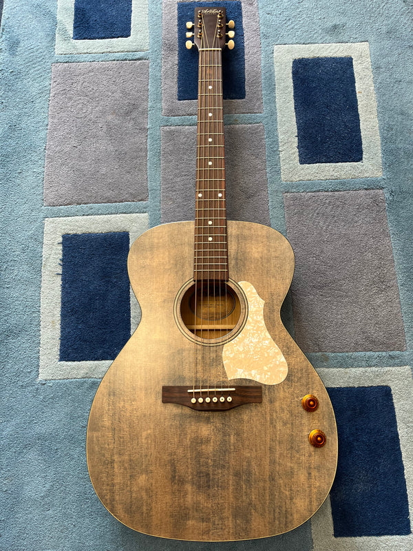 Art & Lutherie Legacy Electro-Acoustic Guitar in Denim Blue.