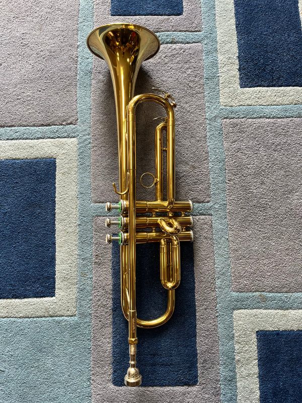 USED Earlham Series II Bb Student Trumpet outfit.