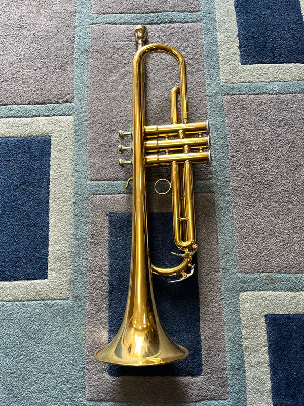 USED Earlham Series II Bb Student Trumpet outfit.
