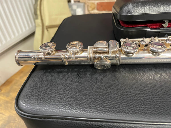 USED YAMAHA YFL211S Flute