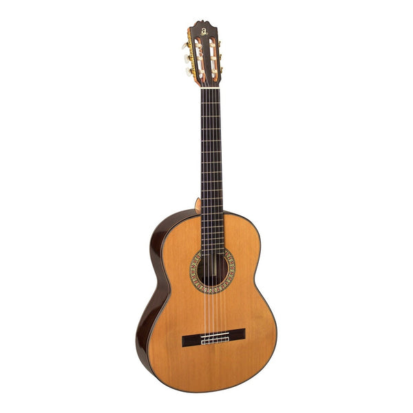 ADMIRA A15 CLASSICAL GUITAR